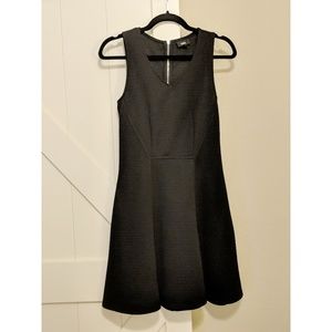 Black a-line sleeveless dress